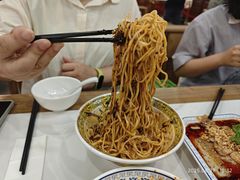 鸡丝凉面-龙抄手(春熙路总店)