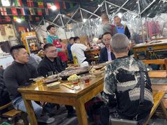 -正南齊北重庆老火锅(光华村直营店)