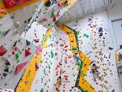 -问山MountQuest攀岩馆