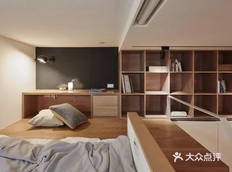 ️楼梯之上是二楼屋主的睡眠区