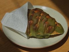 抹茶流心可颂-怪 kafe.