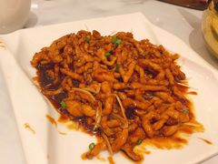 京酱肉丝-乐忻皇朝汇(环贸iapm商场店)
