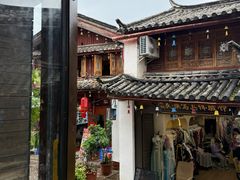 -桥边小楼·手工云南菜·古城观景小楼