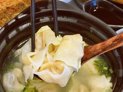 -馋三尺蟹粉小笼(人民广场店)