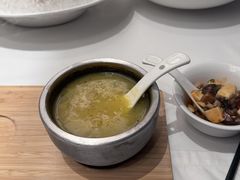 -醉辉皇上海之巅(上海中心大厦店)