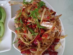 -覃记海鲜美食餐厅