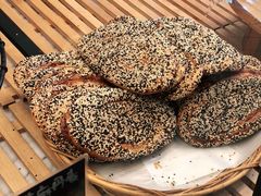 -Dough&Joe团憩(瑞虹天地月亮湾店)