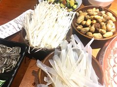 -渝胖子老城区炭火蛙锅(临城店)