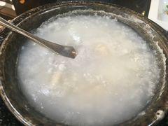 生滚鱼片粥-玉兰苑一等茶餐厅