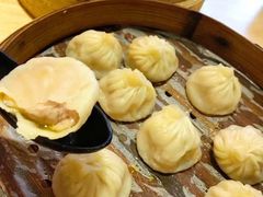 招牌鲜肉小笼汤包-玖鲜小笼(中山广场店)