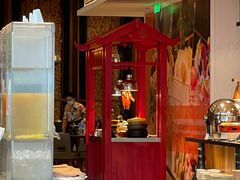 -松咖啡自助餐厅·松北香格里拉