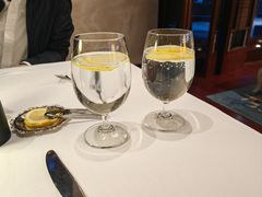 -龙虾酒吧扒房(宁波香格里拉店)