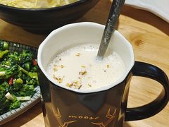 生磨杏仁奶-玖鲜小笼(中山广场店)