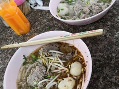 -榮泰米粉湯(Left Shop)