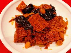 四季烤麸-老吉士酒家(天平路店)