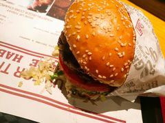 -The Habit Burger Grill 哈比特汉堡(复兴soho店)