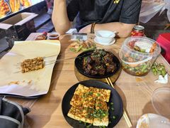 -郑记•不夜城烧烤•龙虾•虾蟹(黄鹤楼店)