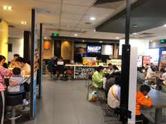 -麦当劳(世界城广场店)