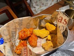 炸鸡双拼-春熙台韩国料理·章鱼肥牛(西丽店)