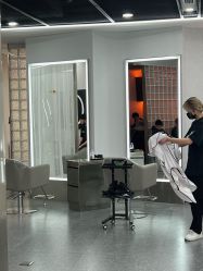 -艾美A·M Hair Salon