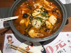 -渝是乎酸菜鱼(龙旗购物中心店)