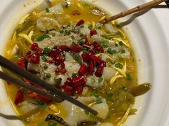 金汤酸菜鱼-绿茶餐厅(昆明世纪金源店)