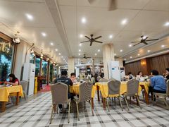 -鹏城人家海鲜酒家·23年老字号(较场尾店)