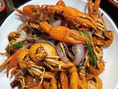 -虾弄弄海派小龙虾·牛羊蝎子火锅