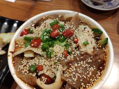 -炉小二铜锅牛蛙•川湘菜(三里屯店)