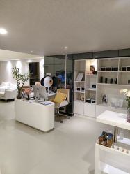 -JNK皮肤管理中心