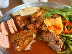 -喇喇排骨火锅·传统韩式脊骨汤(望京西园总店)