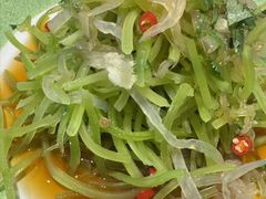 贡笋蛰皮-老大连·海肠捞饭·大连海鲜大连菜(西安路店)