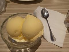 双球冰淇淋-必胜客(福州永嘉PH店)