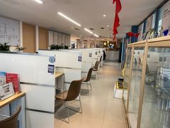 -成都华星西蒙上汽大众4S店(羊西线店)