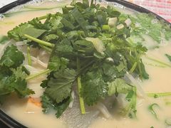 -肥汁米蘭香港米线(定西路店)