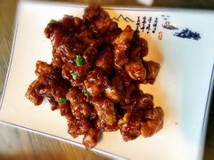 -童年小筑餐厅(申花路店)