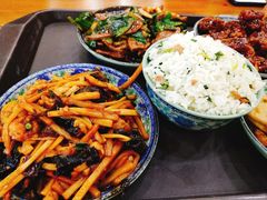 -荣华基·现炒快餐(肇嘉浜路店)