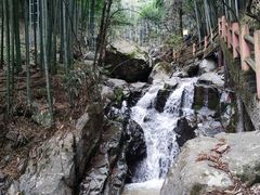 -藏龙百瀑风景区