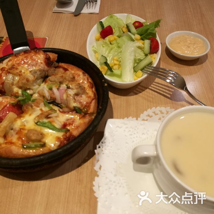 必胜客午餐套餐图片