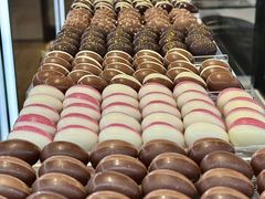 -Laderach 莱德拉(上海环贸iapm店)