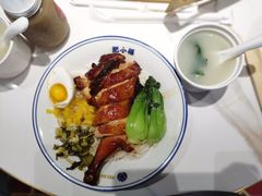 蜜汁手枪鸡腿饭-肥小福·烧鹅专门店(环宇荟店)