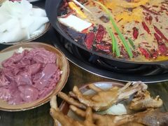 -黄潇洒老火锅(九眼桥宏济巷店)
