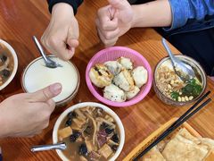 -逍遥镇刘相五胡辣汤豆沫馆(康复中街店)