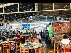 -四川小胡子海鲜(丁村万人海鲜广场店)