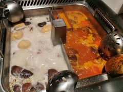 -海底捞火锅鲜切牛肉主题店(长寿路店)