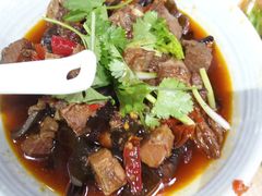 -饭饱香土碗菜(新科店)