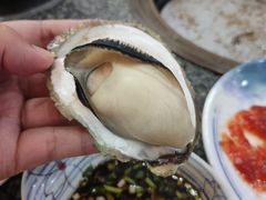 -锤头鲨毛肚海鲜烤肉自助餐厅(国购广场店)