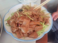 -一口猪海鲜浑锅·东北家常菜