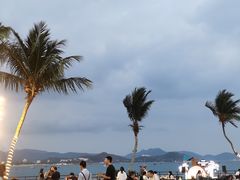 -JW万豪厨房餐厅·滨海草坪烧烤·海鲜·海景(三亚绿发山海天JW万豪酒店)