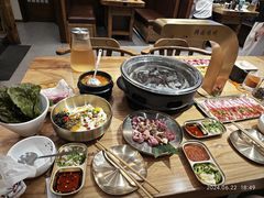 -青瓦餐厅·生鱼片·韩园烤肉(西塔店)